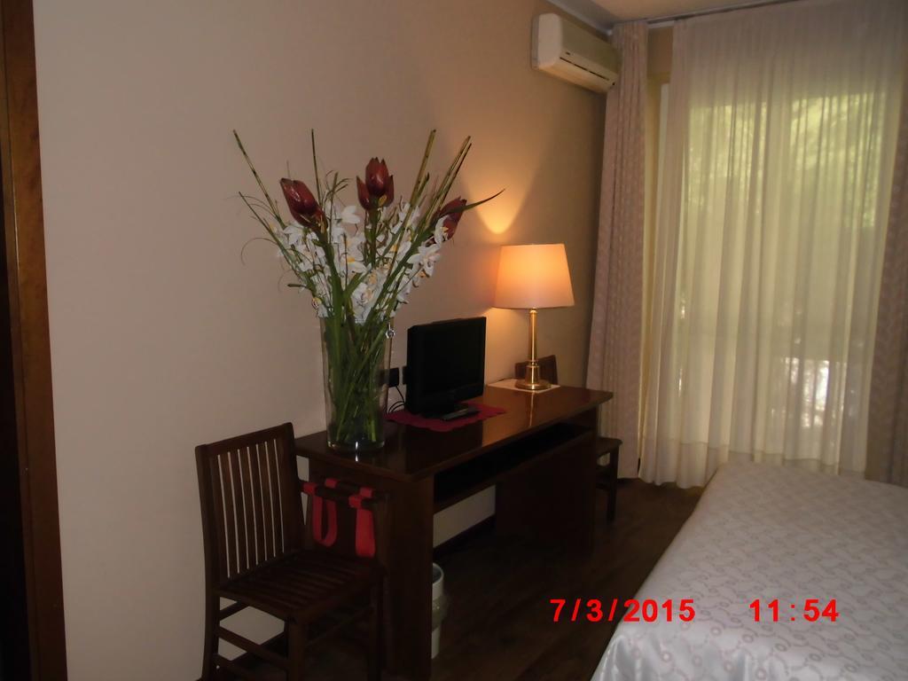 Albergo Ponte Vecchio 케르노비오 객실 사진