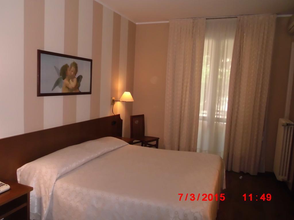 Albergo Ponte Vecchio 케르노비오 객실 사진